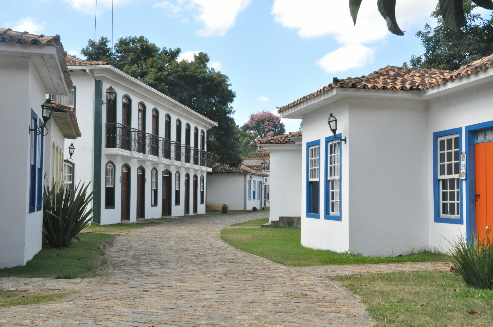 Ville Real Hotel Santo Antônio do Leite Kültér fotó